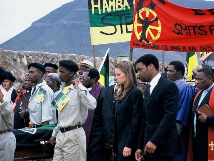 Красная пыль (2004) смотреть онлайн Красная пыль (2004) фильм смотреть онлайн