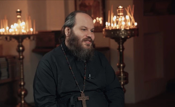 Лёша из Лавры. Погребающий странных (2025) смотреть онлайн Лёша из Лавры. Погребающий странных (2025) фильм смотреть онлайн