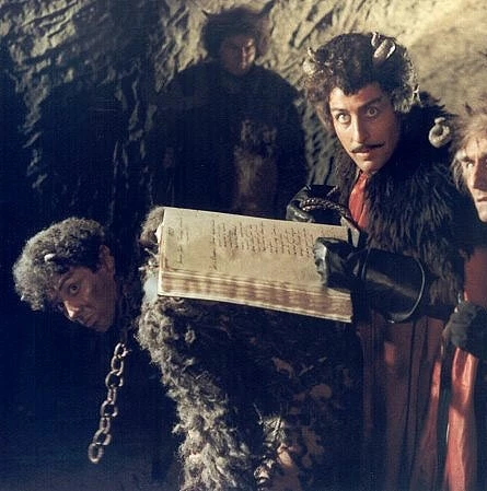 С чертями шутки плохи (1985) смотреть онлайн бесплатно С чертями шутки плохи (1985) фильм смотреть онлайн бесплатно