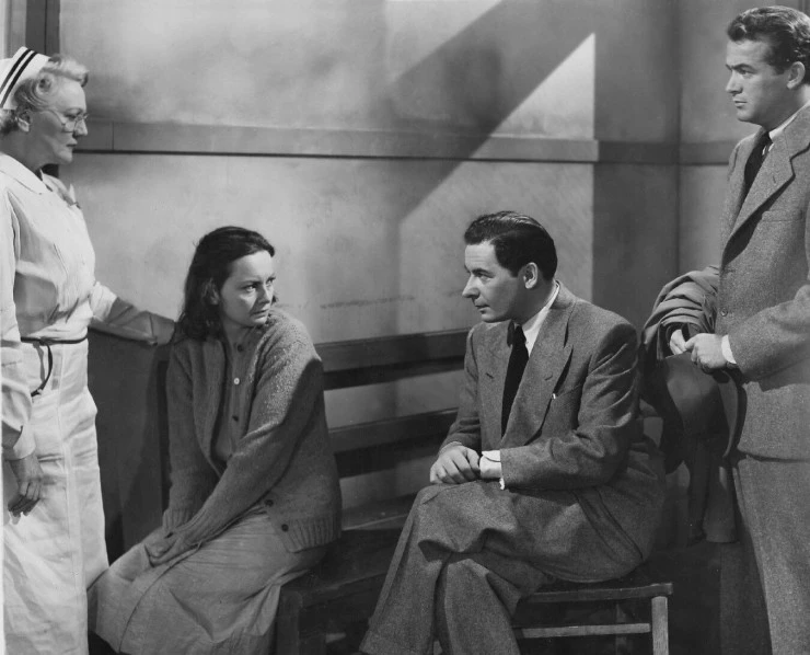 Змеиная яма (1948) в хорошем качестве смотреть онлайн Змеиная яма (1948) фильм в хорошем качестве смотреть онлайн