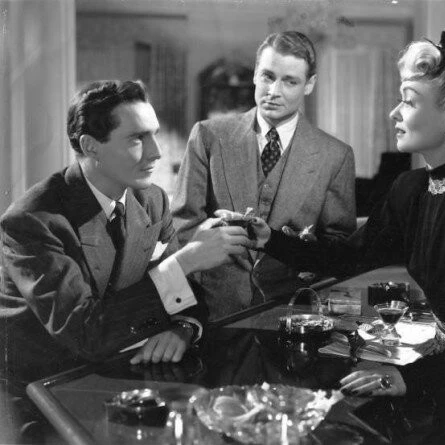 Вне подозрений (1947) в хорошем качестве смотреть онлайн Вне подозрений (1947) фильм в хорошем качестве смотреть онлайн