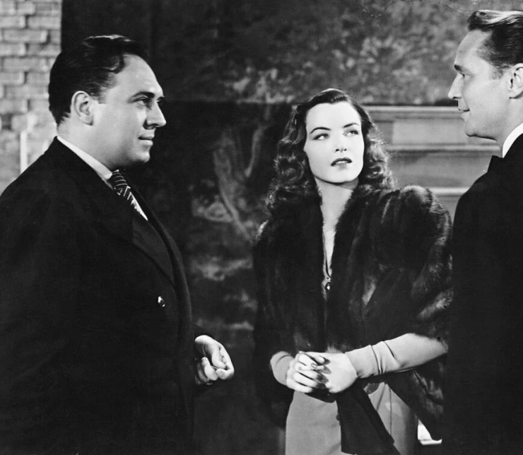 Леди-призрак (1944) смотреть онлайн бесплатно Леди-призрак (1944) фильм смотреть онлайн бесплатно