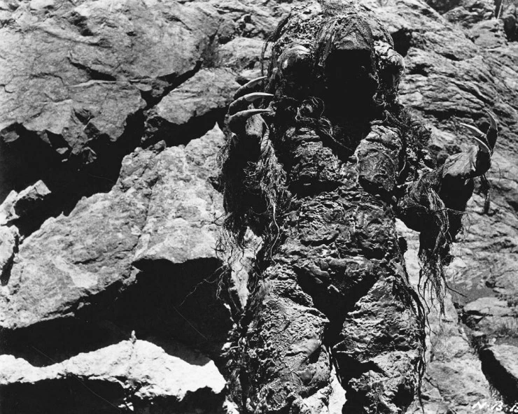 Ночь кровавой твари (1958) в хорошем качестве смотреть онлайн Ночь кровавой твари (1958) фильм в хорошем качестве смотреть онлайн