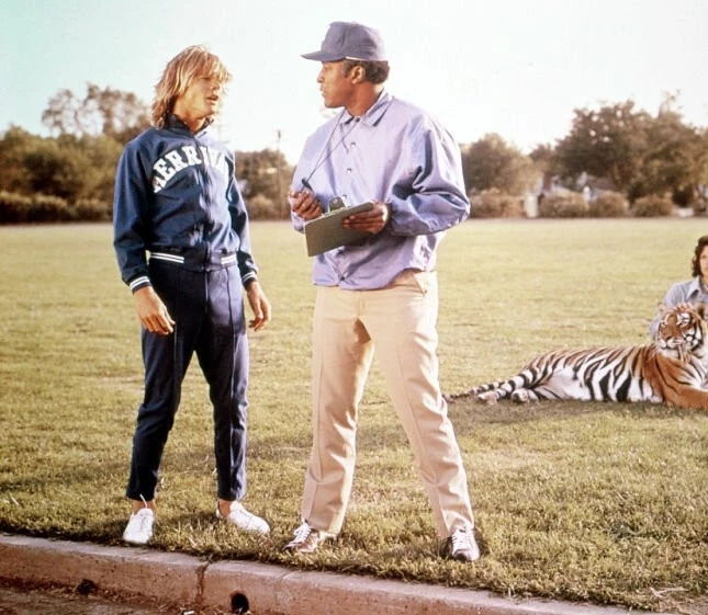 Великий атлет (1973) в хорошем качестве смотреть онлайн Великий атлет (1973) фильм в хорошем качестве смотреть онлайн