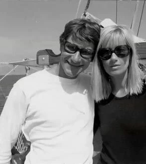 Ив Сен Лоран: Сумасшедшая любовь (2010) смотреть онлайн Ив Сен Лоран: Сумасшедшая любовь (2010) фильм смотреть онлайн