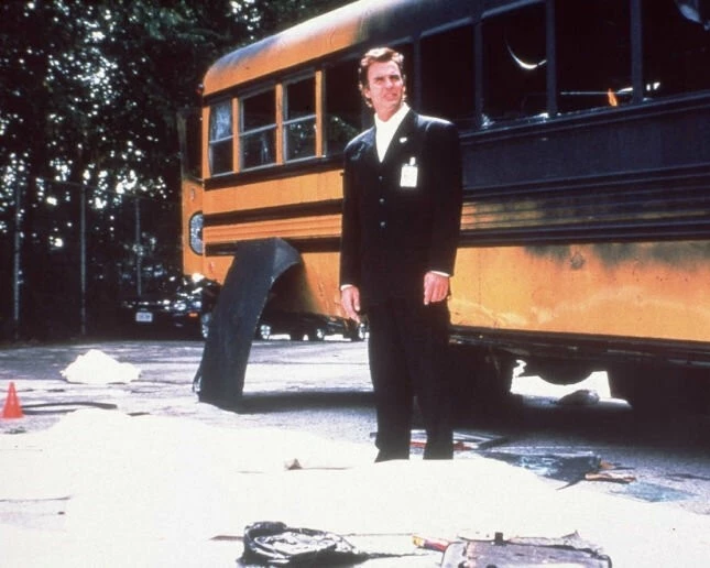 Повелитель тьмы (1999) в хорошем качестве смотреть онлайн Повелитель тьмы (1999) фильм в хорошем качестве смотреть онлайн