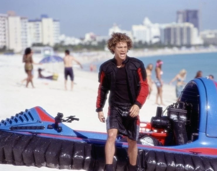 От Джастина к Келли (2003) смотреть онлайн бесплатно От Джастина к Келли (2003) фильм смотреть онлайн бесплатно