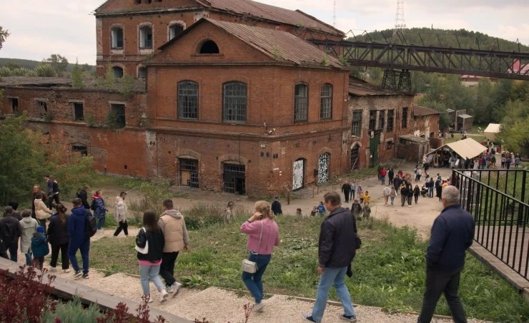 Мануфактура культуры (2024) в хорошем качестве смотреть онлайн Мануфактура культуры (2024) фильм в хорошем качестве смотреть онлайн