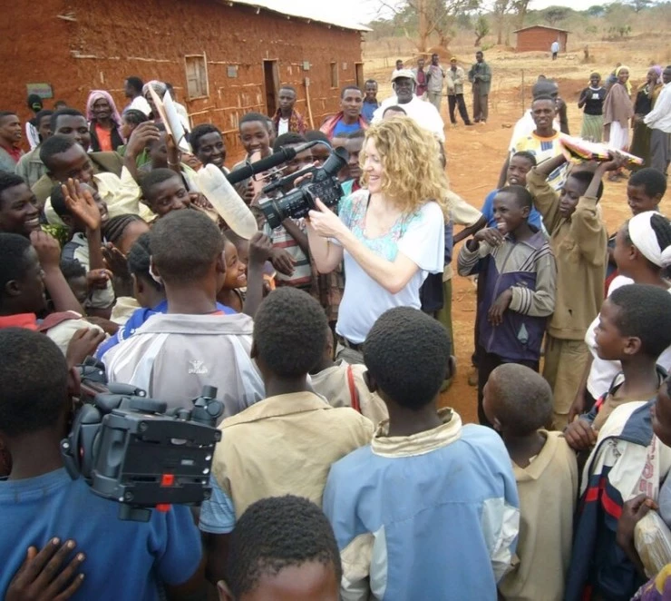 Мы живем на людях (2009) смотреть онлайн Мы живем на людях (2009) фильм смотреть онлайн