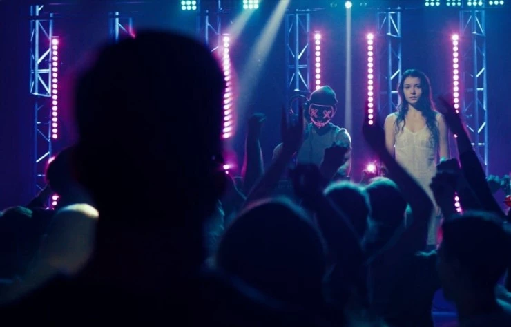 Закрывай замок на два оборота (2025) смотреть онлайн Закрывай замок на два оборота (2025) фильм смотреть онлайн