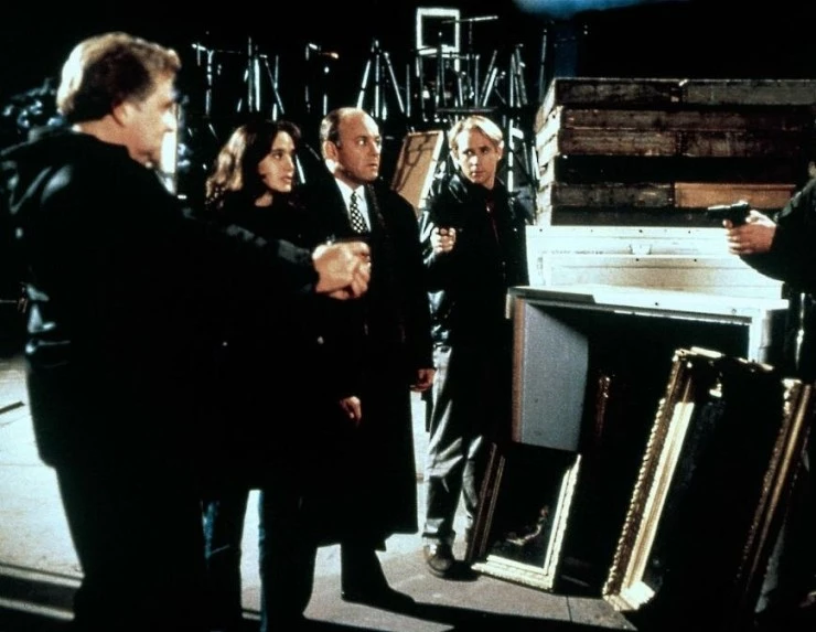 Полночь в Санкт-Петербурге (1995) смотреть онлайн Полночь в Санкт-Петербурге (1995) фильм смотреть онлайн