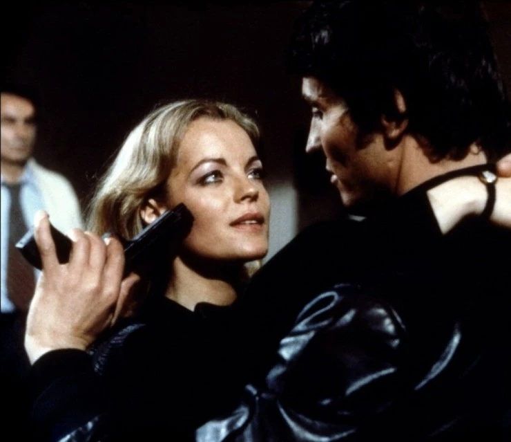 Невинные с грязными руками (1975) в хорошем качестве смотреть онлайн Невинные с грязными руками (1975) фильм в хорошем качестве смотреть онлайн