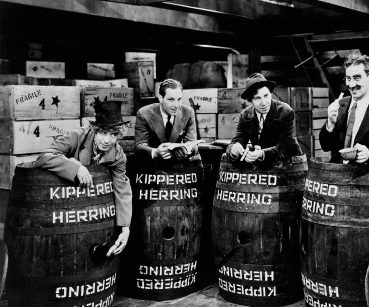 Обезьяньи проделки (1931) в хорошем качестве смотреть онлайн Обезьяньи проделки (1931) фильм в хорошем качестве смотреть онлайн