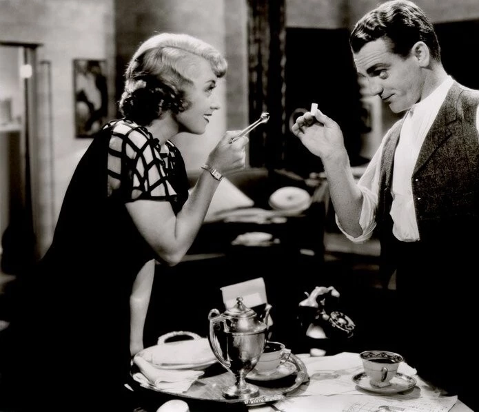 Парад в огнях рампы (1933) в хорошем качестве смотреть онлайн Парад в огнях рампы (1933) фильм в хорошем качестве смотреть онлайн