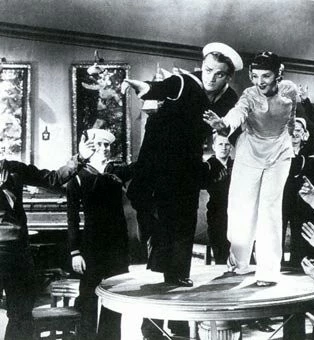 Парад в огнях рампы (1933) смотреть онлайн Парад в огнях рампы (1933) фильм смотреть онлайн