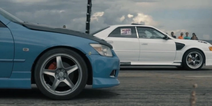 На колёсах (2018) в хорошем качестве смотреть онлайн На колёсах (2018) фильм в хорошем качестве смотреть онлайн