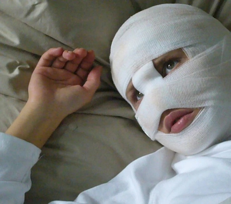 Связанная (2009) смотреть онлайн Связанная (2009) фильм смотреть онлайн