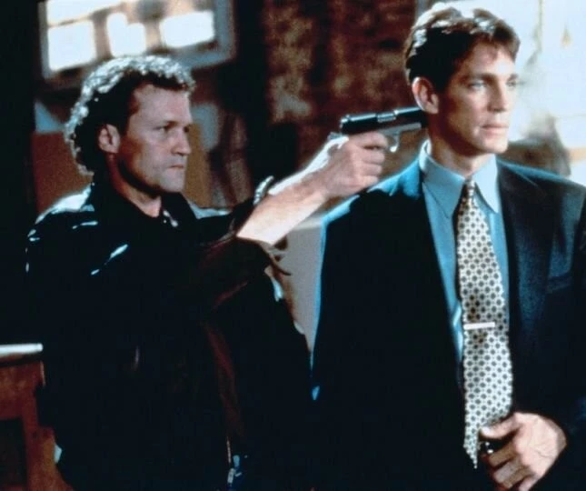 Жестокая правда (1994) смотреть онлайн Жестокая правда (1994) фильм смотреть онлайн