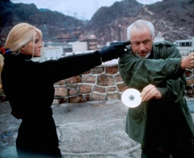 До крайнего предела (1995) смотреть онлайн бесплатно До крайнего предела (1995) фильм смотреть онлайн бесплатно