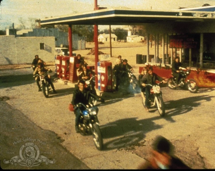 Адские красавицы (1969) в хорошем качестве смотреть онлайн Адские красавицы (1969) фильм в хорошем качестве смотреть онлайн