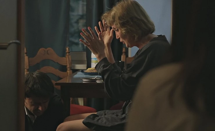 По уши в песке (2013) в хорошем качестве смотреть онлайн По уши в песке (2013) фильм в хорошем качестве смотреть онлайн