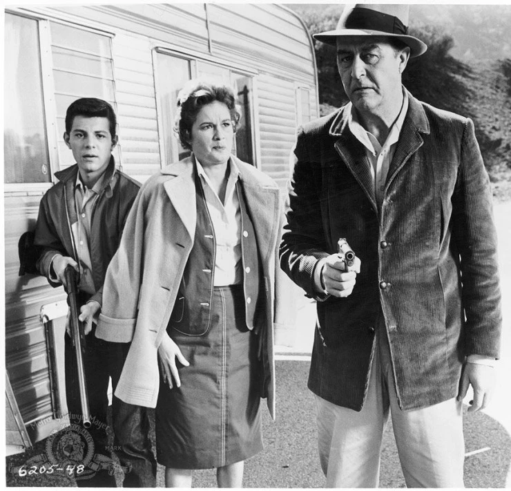 Паника в нулевом году (1962) смотреть онлайн Паника в нулевом году (1962) фильм смотреть онлайн