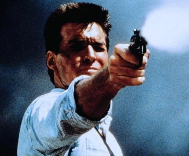 Под дулом пистолета (1988) смотреть онлайн Под дулом пистолета (1988) фильм смотреть онлайн