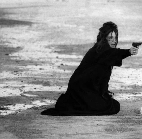 Девушка с пистолетом (1968) смотреть онлайн бесплатно Девушка с пистолетом (1968) фильм смотреть онлайн бесплатно