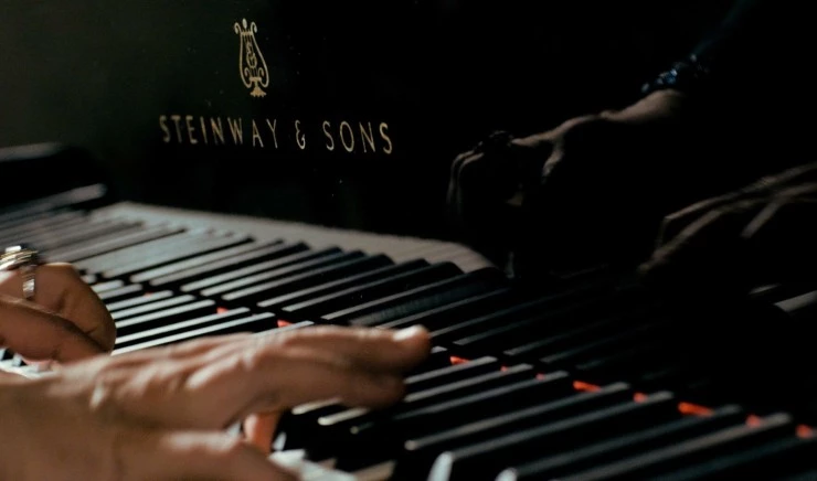 Живые (2014) смотреть онлайн Живые (2014) фильм смотреть онлайн