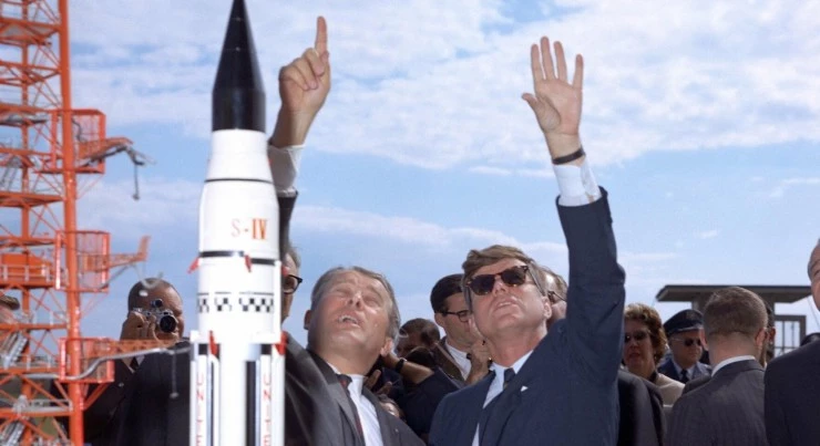 NASA: 60 лет в космосе (2018) в хорошем качестве смотреть онлайн NASA: 60 лет в космосе (2018) фильм в хорошем качестве смотреть онлайн