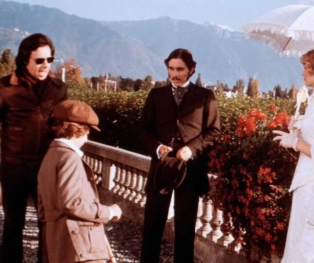 Дейзи Миллер (1974) смотреть онлайн Дейзи Миллер (1974) фильм смотреть онлайн