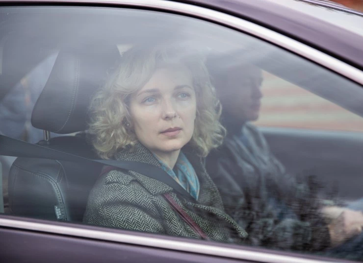 В круге света (2025) 1 сезон 1-1,2,3,4 серия в хорошем качестве смотреть онлайн В круге света (2025) сериал 1-1,2,3,4 серию 1 сезона в хорошем качестве смотреть онлайн