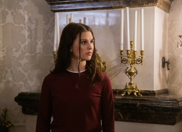 В круге света (2025) 1 сезон 1-1,2,3,4 серия смотреть онлайн В круге света (2025) сериал 1-1,2,3,4 серию 1 сезона смотреть онлайн