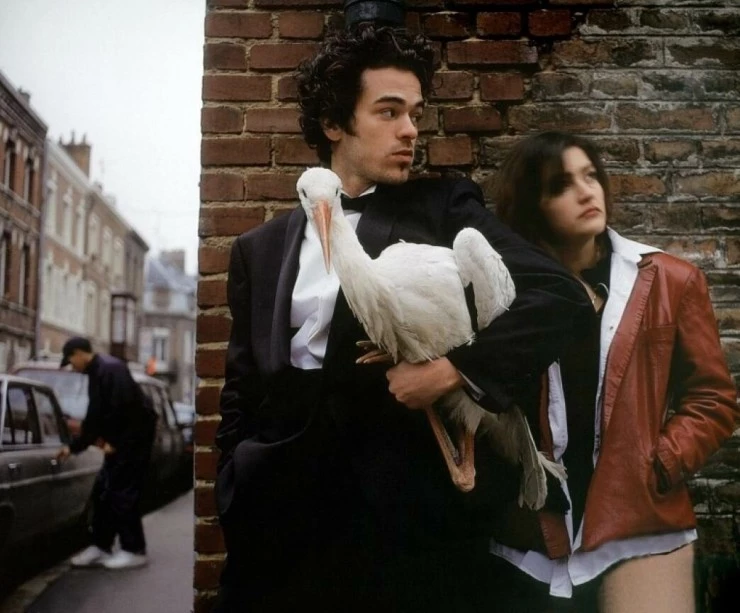 Меня принес аист (1999) в хорошем качестве смотреть онлайн Меня принес аист (1999) фильм в хорошем качестве смотреть онлайн